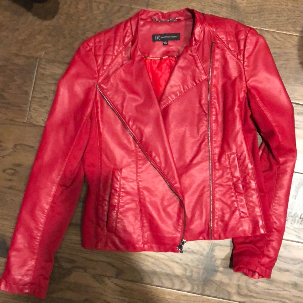 RED INC LEATHER JACKET SIZE SMALL